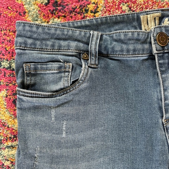 Kut from the Kloth | Women’s medium blue slightly distressed ankle jeans, sz 14 - Picture 10 of 16